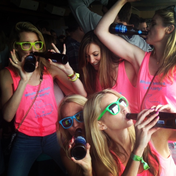 Besties Weekend T-Shirt Photo