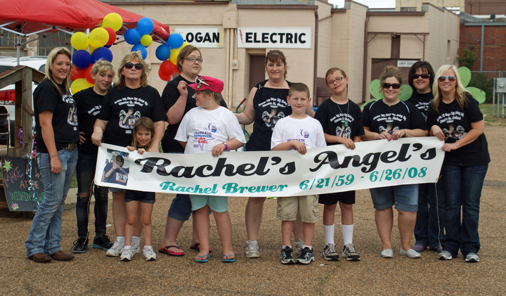 Team Spirit  T-Shirt Photo