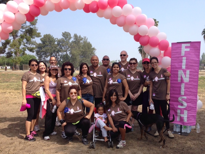 Team Cup Cakes  T-Shirt Photo