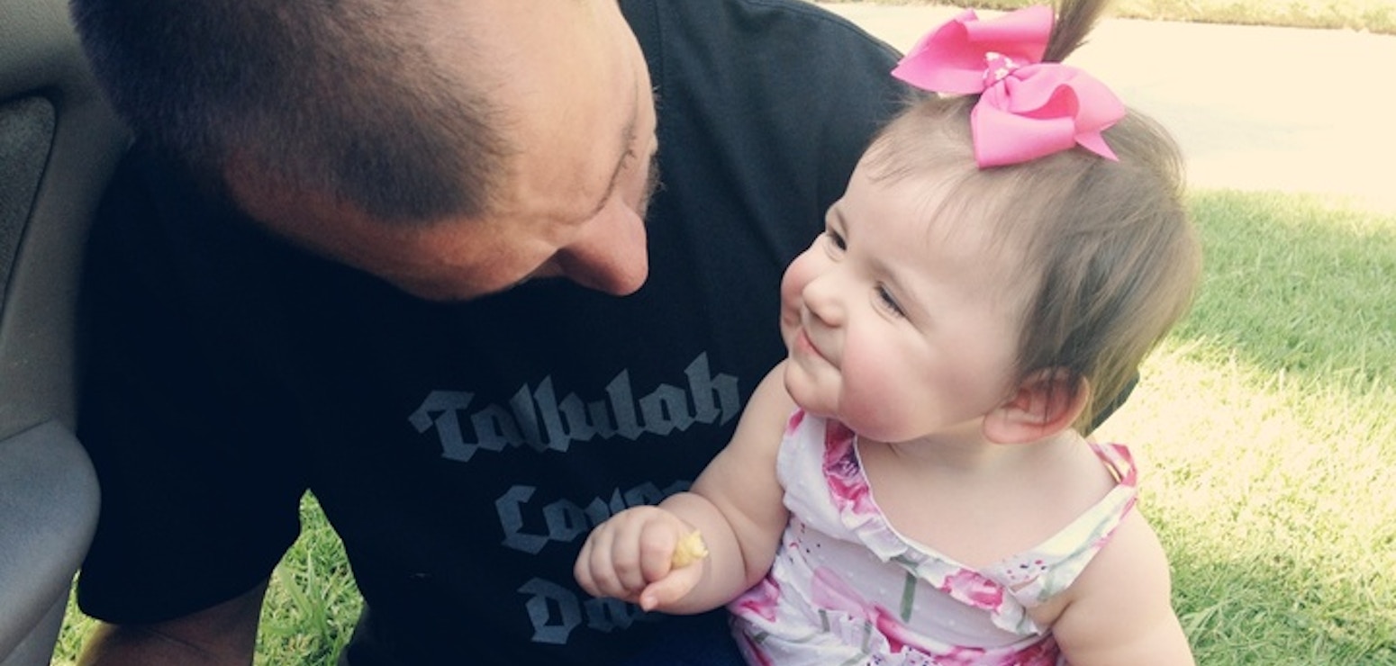 Picture of Tallulah Loves Dada Custom T-Shirt Design Tallulah Loves Dada T-Shirt Photo