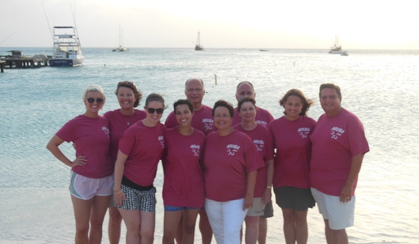We Love Aruba! T-Shirt Photo