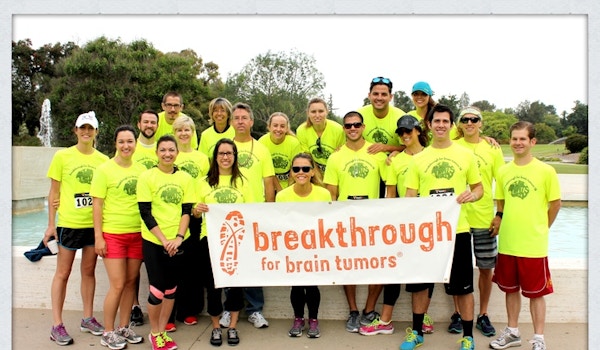 Los Angeles Breakthrough For Brain Tumors 5k T-Shirt Photo