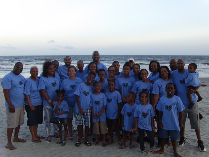 Thomas Family Usa T-Shirt Photo