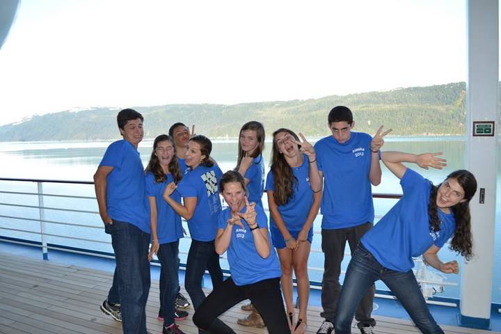 9 Cousins, 1 Boat T-Shirt Photo