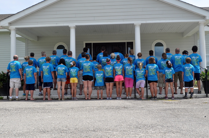 Fbc Georgetown Family Mission Trip T-Shirt Photo
