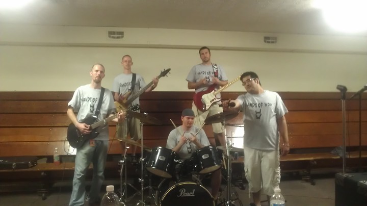 Sandsofwoh T-Shirt Photo