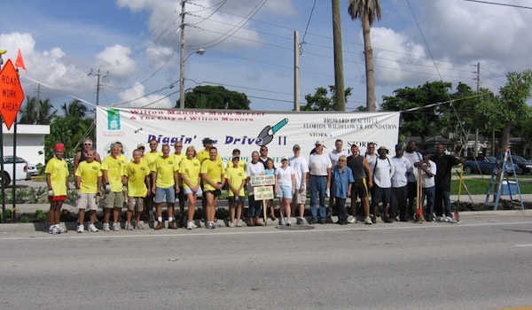 Picture of Wawm Digs The Drive Ii The Sequel Custom T-Shirt Design Wawm Digs The Drive Ii The Sequel T-Shirt Photo