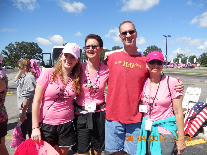 Rocking The Cleveland Susan G. Komen 3 Day! T-Shirt Photo