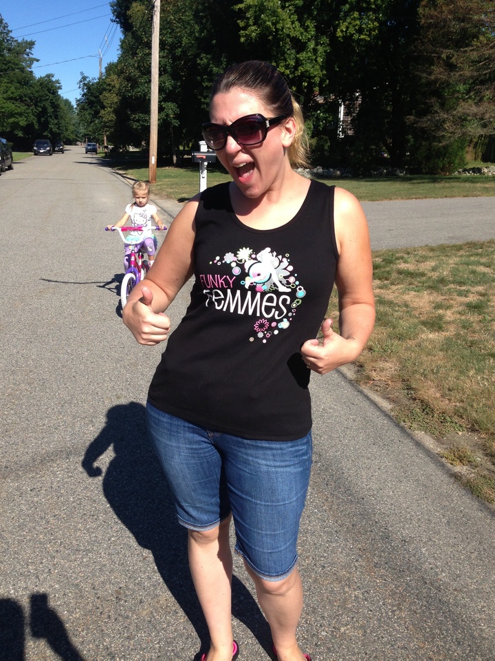 Two Thumbs Up! T-Shirt Photo