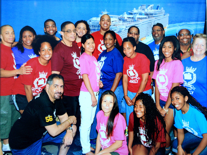 Cruisin With The Family T-Shirt Photo