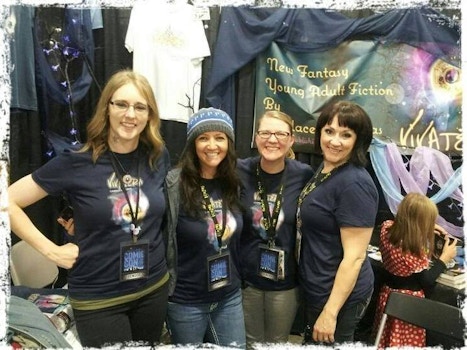 Salt Lake Comic Con Crew T-Shirt Photo