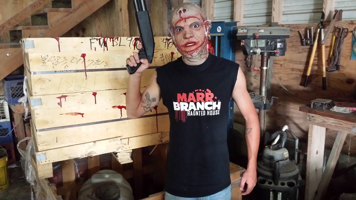 On The Hunt. T-Shirt Photo