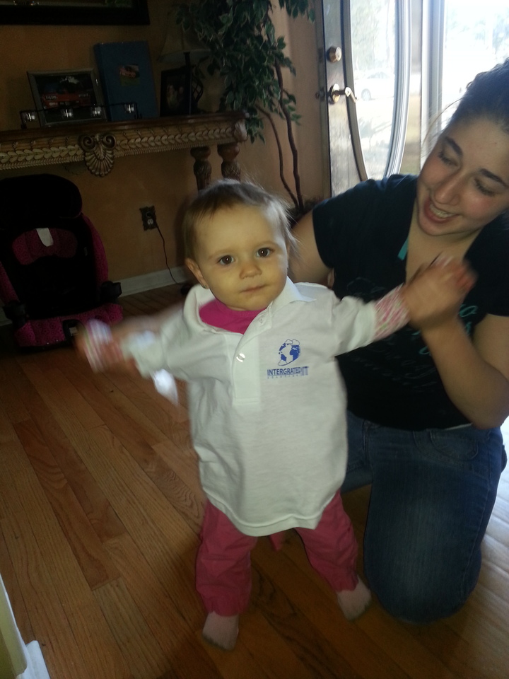 Bella  T-Shirt Photo