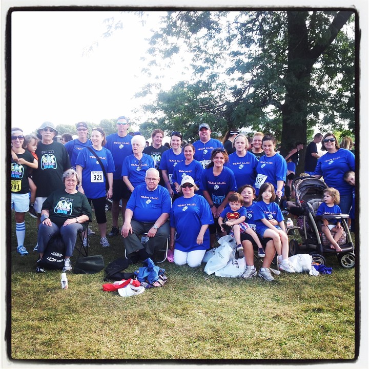 Run For Your Lungs! T-Shirt Photo