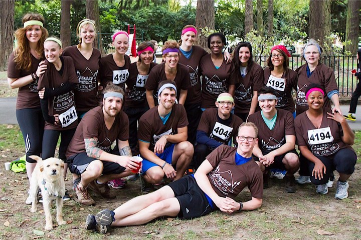 Run, Loom, Run! T-Shirt Photo