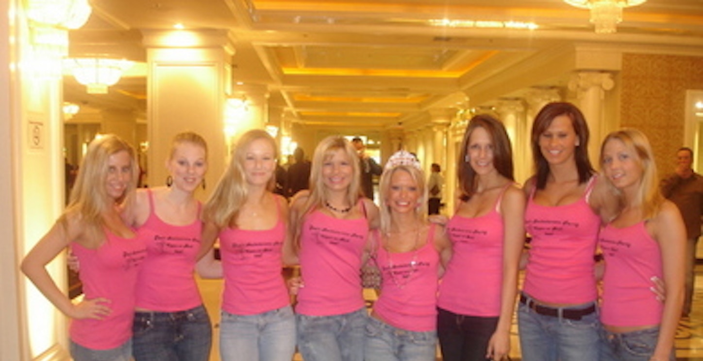 Tams Vegas Bachelorette Party T-Shirt Photo