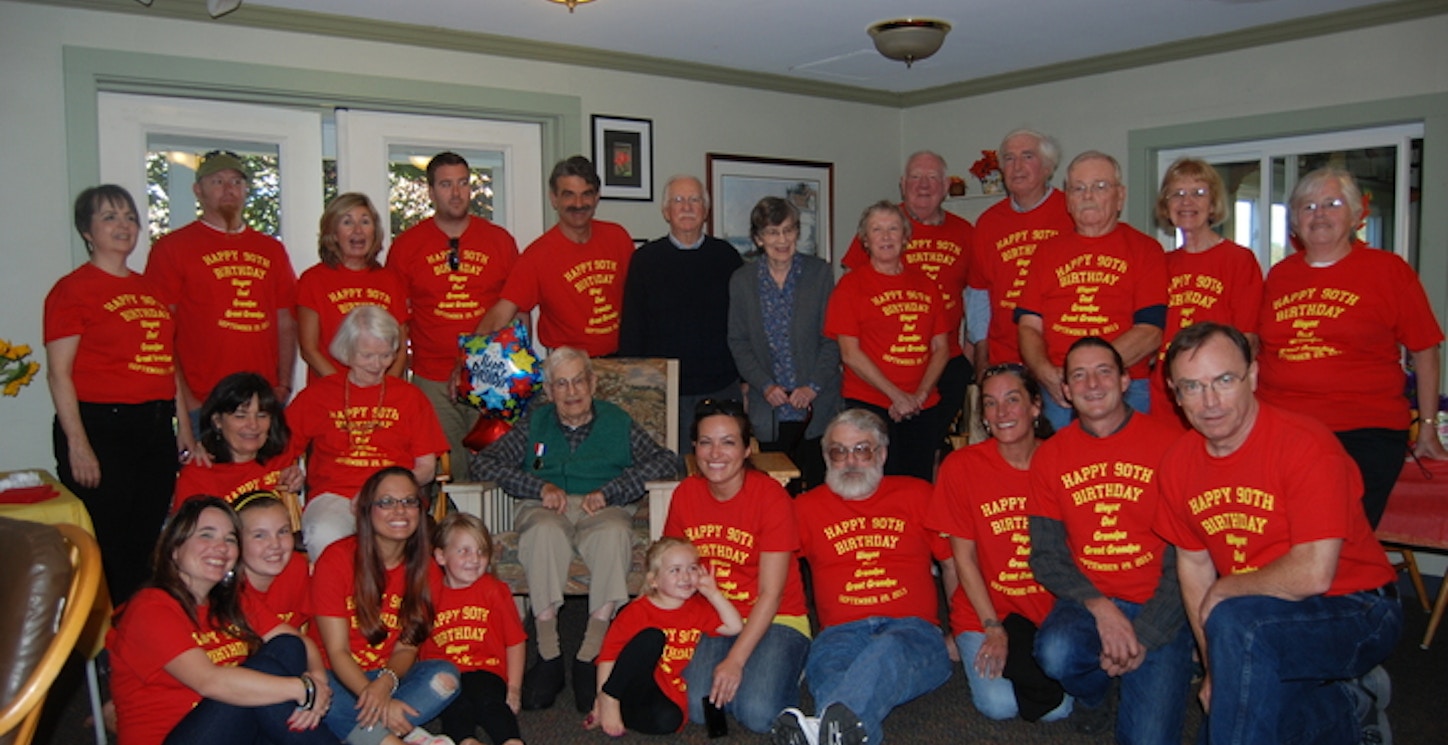 Happy 90th, Wayne, Dad, Uncle Wayne, Grandpa And Great Grandpa T-Shirt Photo