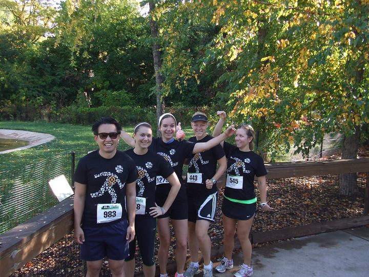 Vonlay Runners   For The Birds! T-Shirt Photo