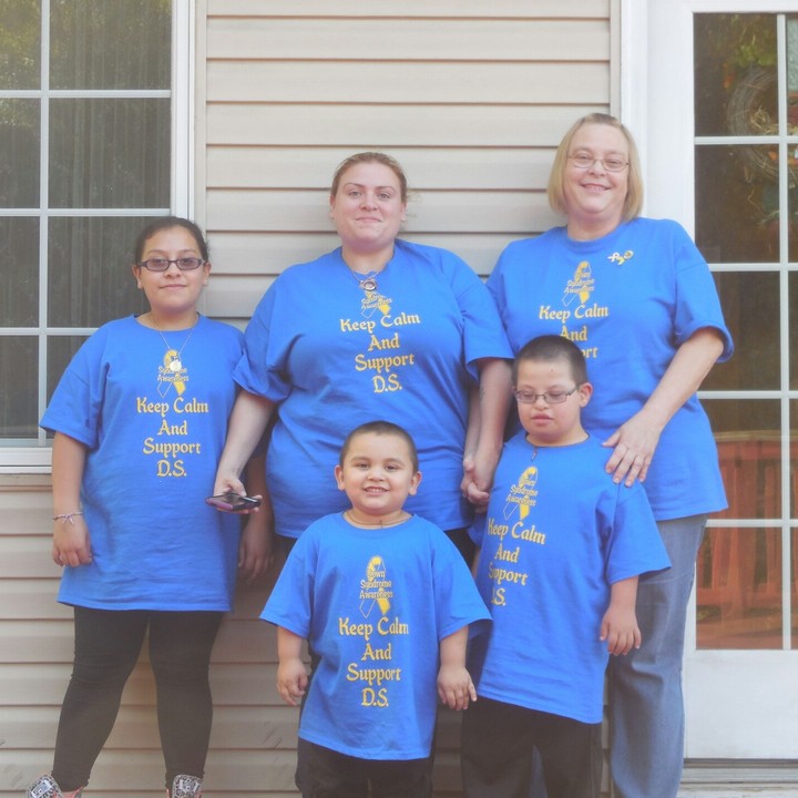 We Love Chikitin T-Shirt Photo