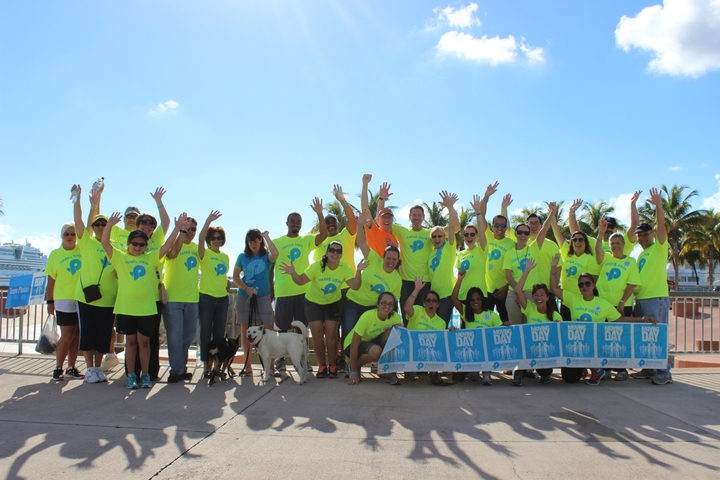 2013 Moving Day Miami   Team Parke Diem T-Shirt Photo