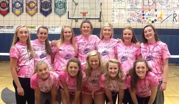 Bend Volleyball Supports Breast Cancer T-Shirt Photo