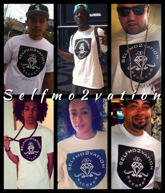 Selfmo2vation T-Shirt Photo
