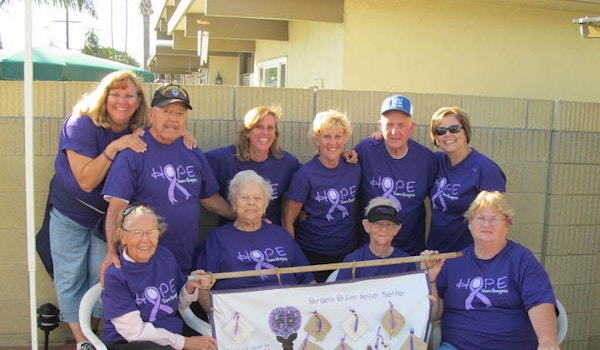 Walk To End Alzheimer's T-Shirt Photo