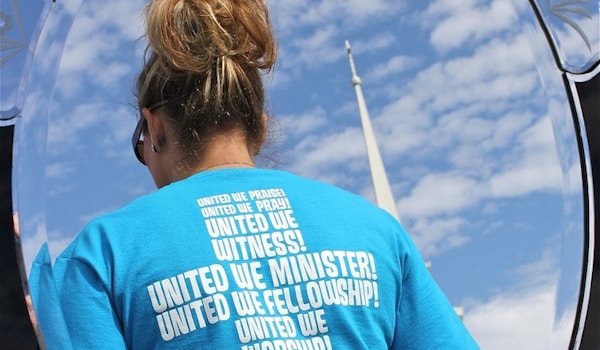 A Church Of Unity! T-Shirt Photo