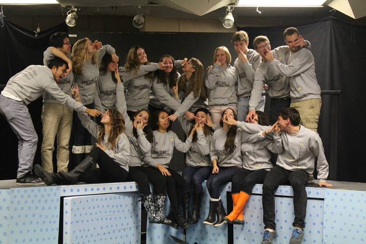 custom ink sweatshirts