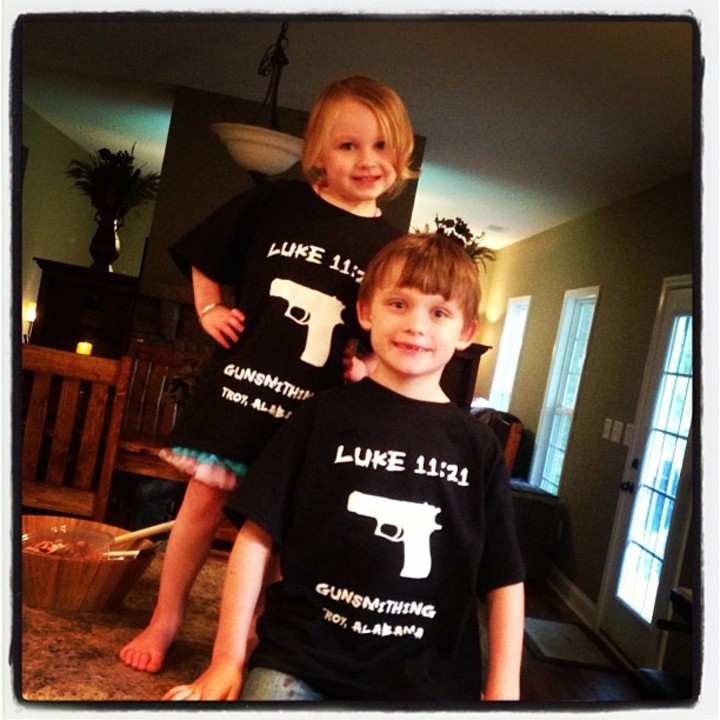 Happy Kids T-Shirt Photo