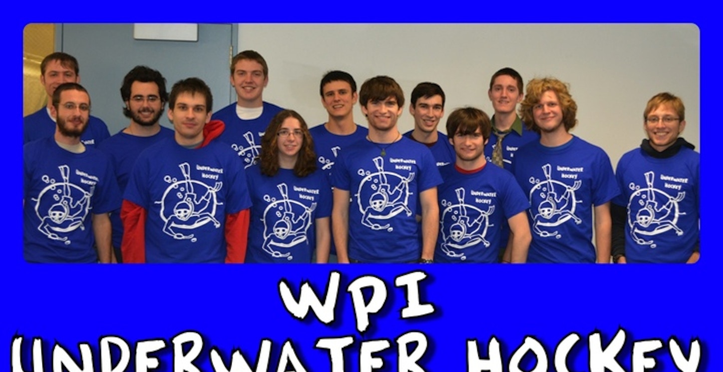 Wpi Underwater Hockey Team T-Shirt Photo