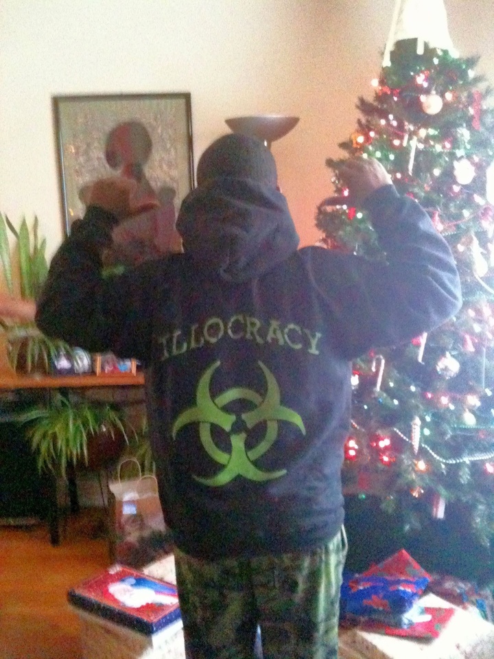 Toxic Christmas  T-Shirt Photo