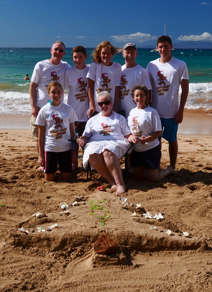 Stanley Family Christmas In Maui T-Shirt Photo