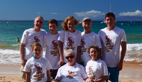 Stanley Family Christmas In Maui T-Shirt Photo
