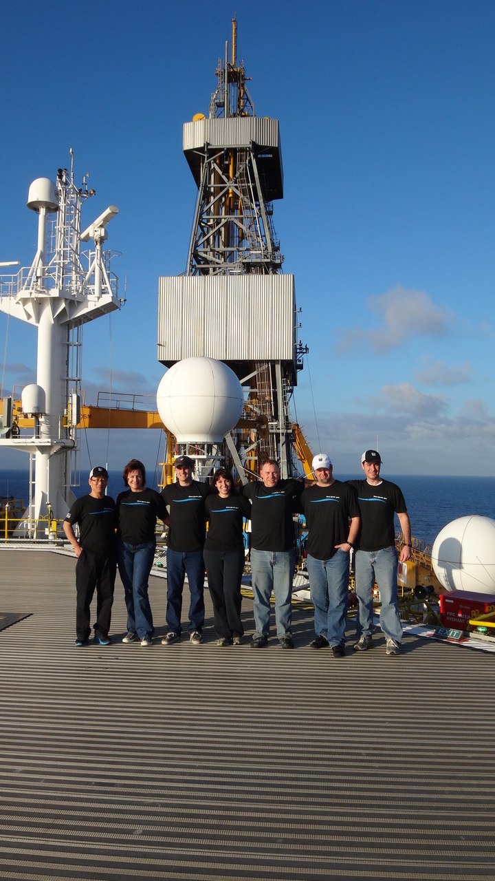 Teamwork T-Shirt Photo