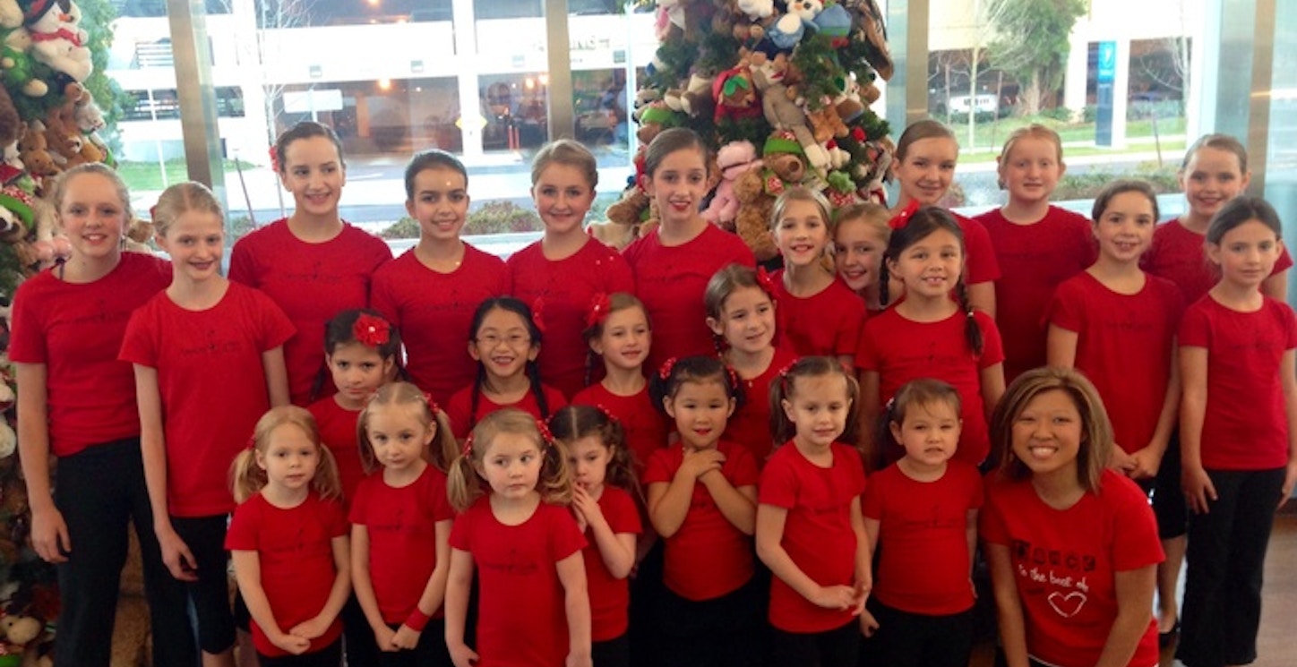 Hope For The Holidays Performance At Randall Children's Hospital  T-Shirt Photo