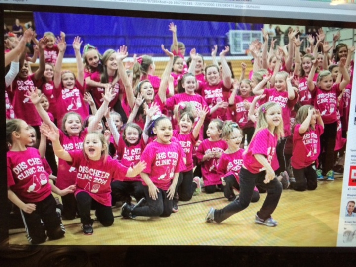Dhs Cheer Clinic 2014 T-Shirt Photo