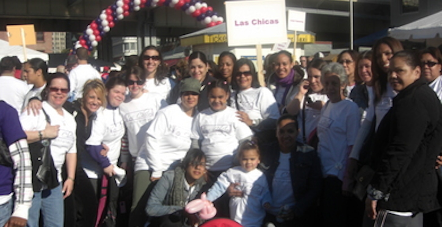 Las Chicas Fight Lupus T-Shirt Photo