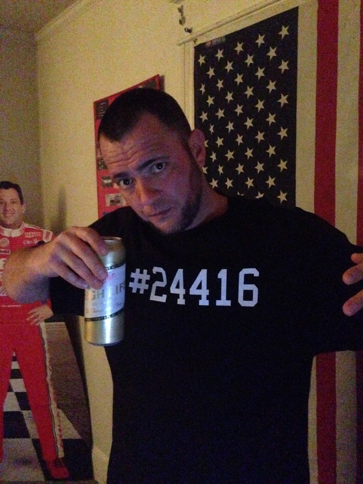 #24416 T-Shirt Photo