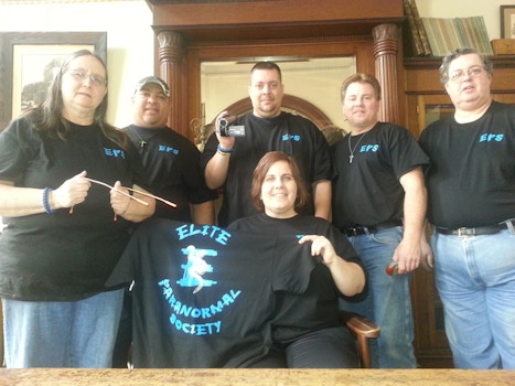 Paranormal Team T-Shirt Photo