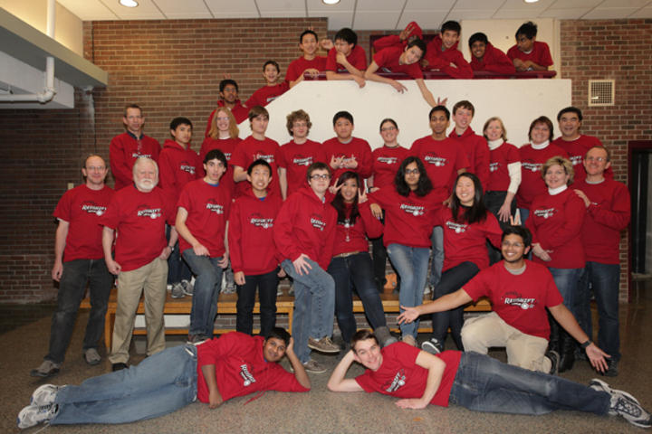 2014 Team Picture T-Shirt Photo