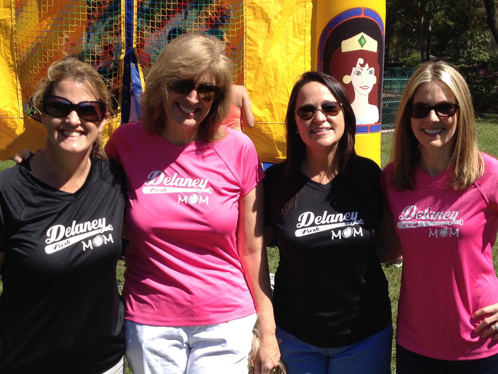 Dp Moms T-Shirt Photo