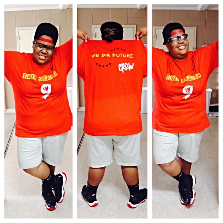 Bron Taxi T-Shirt Photo