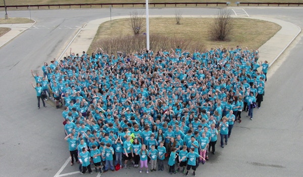 Overlook Middle School Kindness Counts Week 2014 T-Shirt Photo