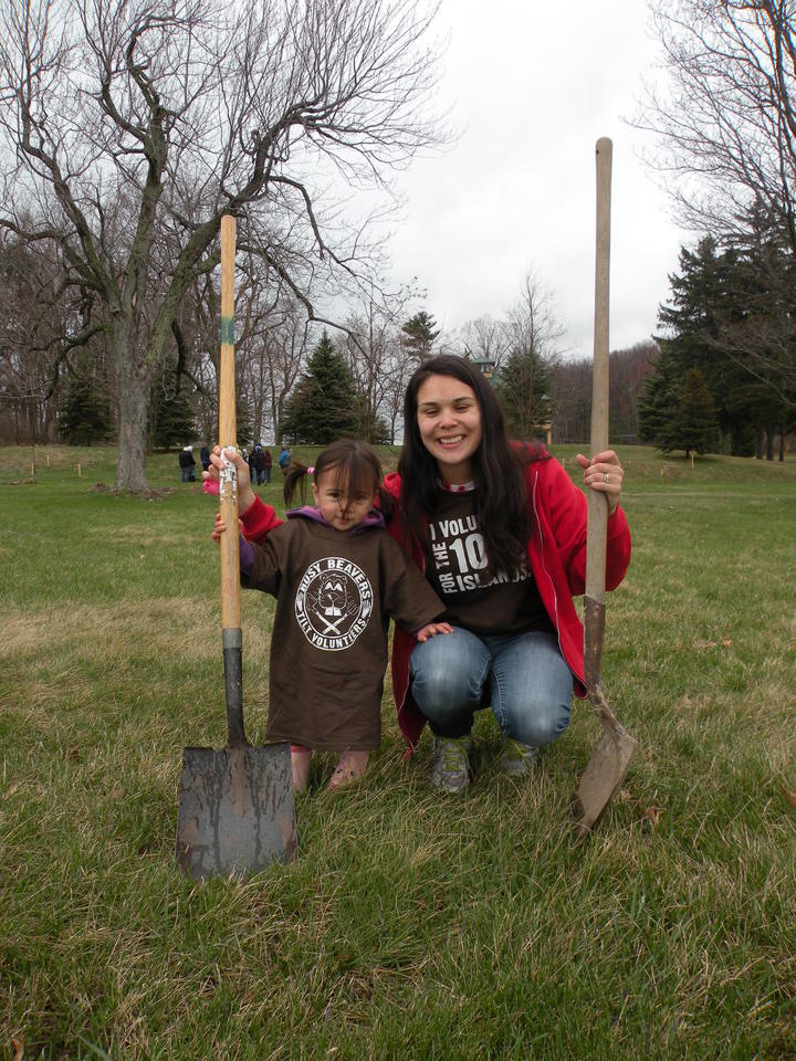 "Busy Beavers" Volunteer For The Trees! T-Shirt Photo