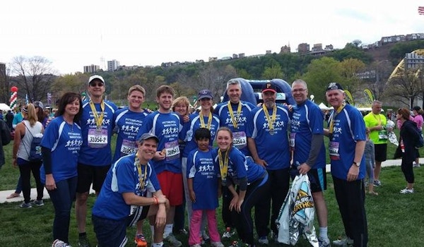The Virtue Family @ Pittsburgh Marathon May 2014 T-Shirt Photo