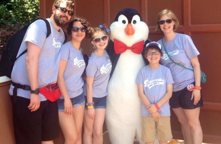 Darnales Family Vacay T-Shirt Photo