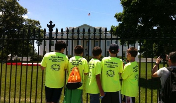 Team Sam At The White House! T-Shirt Photo