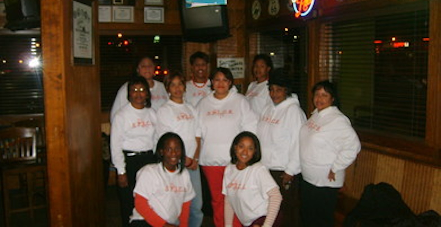 Spice Sister Outing T-Shirt Photo