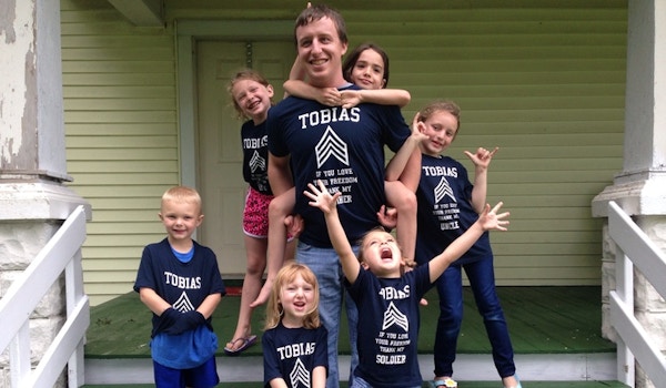 Family Love T-Shirt Photo